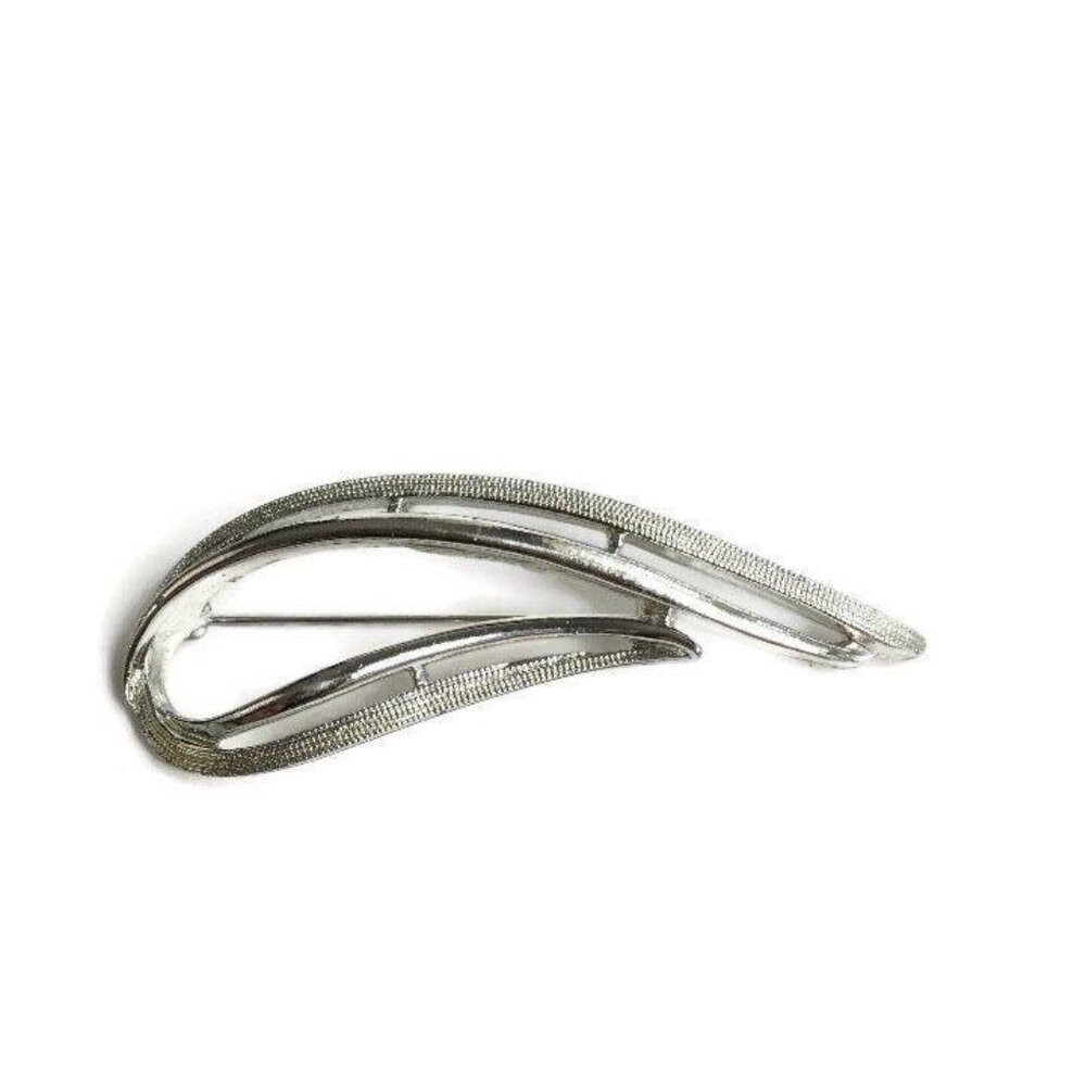 Sarah Coventry Abstract Leaf Brooch
